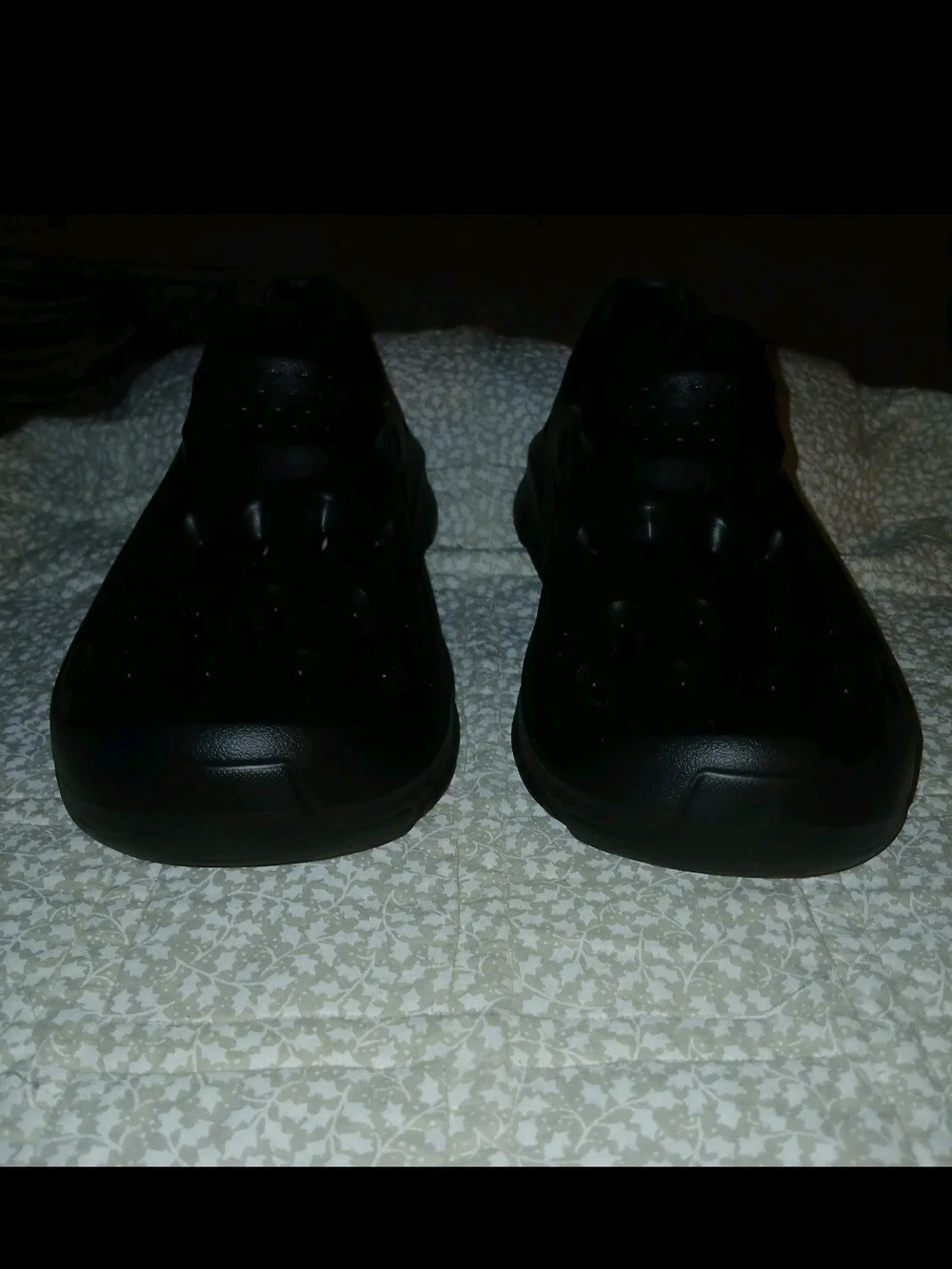 Men's Sz 11.5 Or Womens Sz 13.5 Black Slip-On Unisex Thick Cushion Sole Shoes